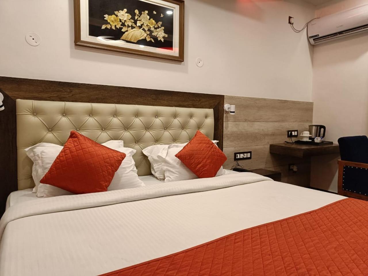King Castle Mcleodganj-Centrally Heated And Air Cooled- Near Mall Road - Free Parking Dharamshala Eksteriør billede